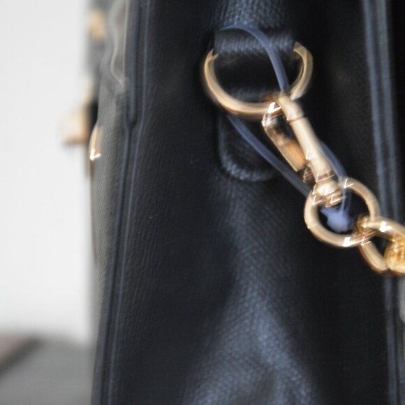 bebe Alex Small Satchel With Credit Card Organizer NWT - Picture 5 of 13